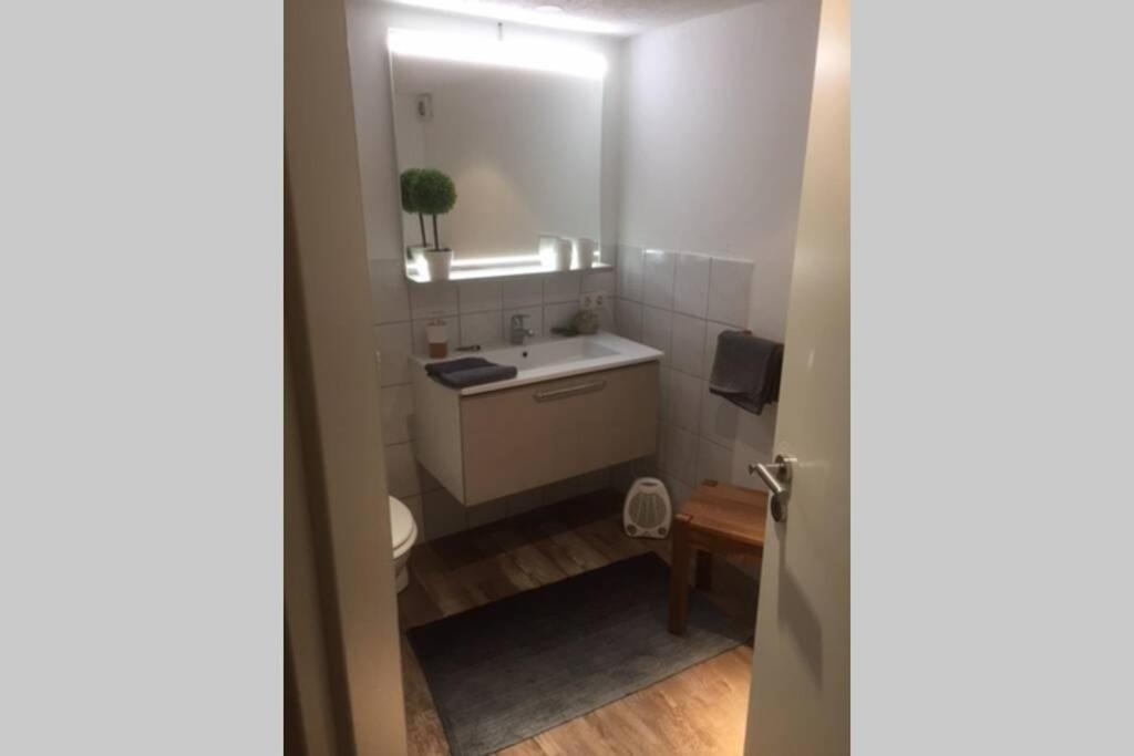 Ferienwohnung Forneck Am Rheingoldbogen Brey Exteriör bild
